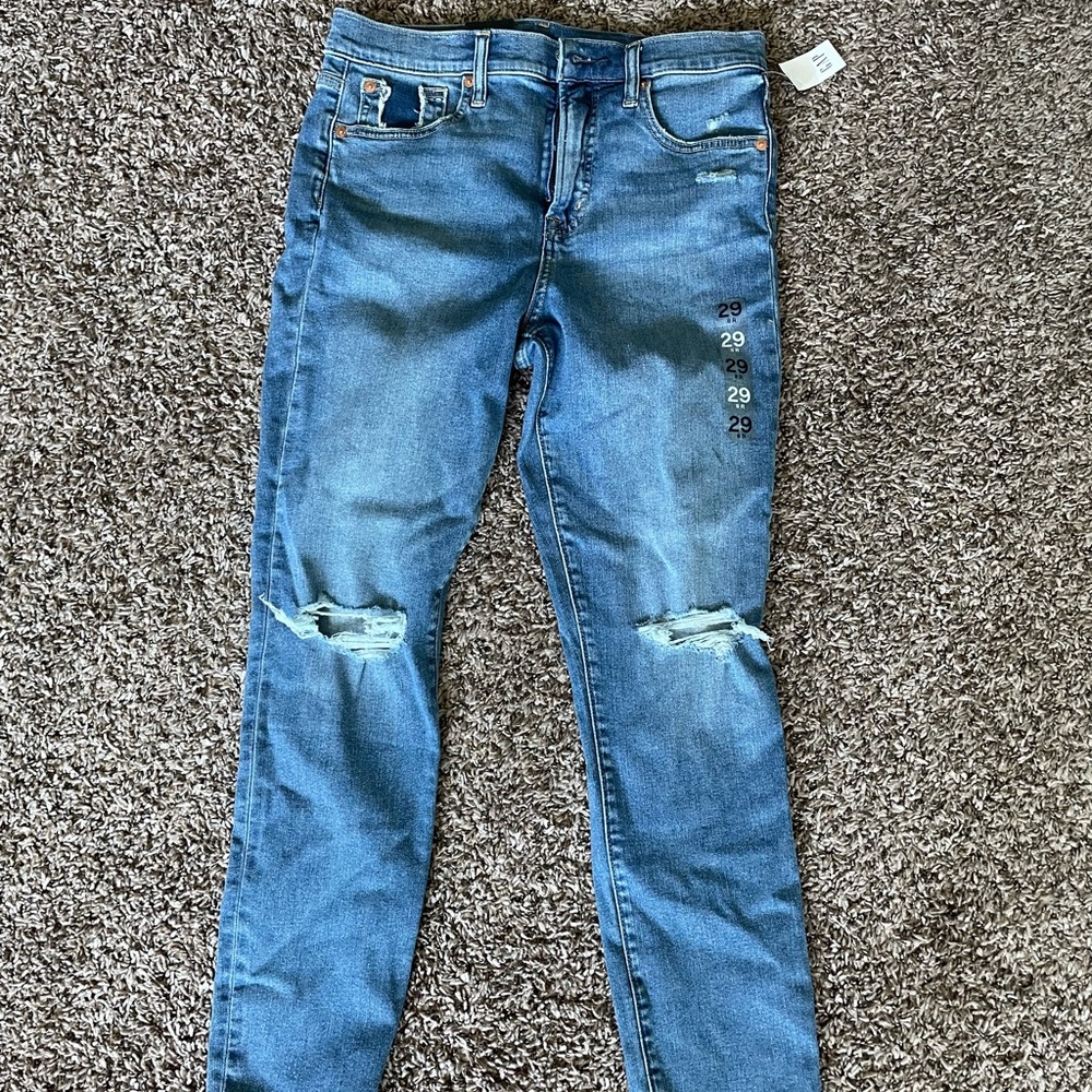 NWT GAP skinny HR jeans 29R